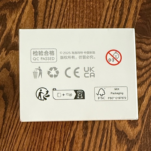 Pop Mart Labubu Big Into Energy Surprise Box with Shirt - Picture 8 of 10